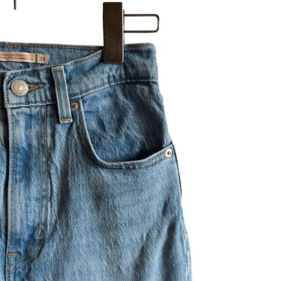 Levi’s 70s High Slim Straight Jeans Size 24 Light Wash Vintage Stonewash Style - Picture 6 of 15